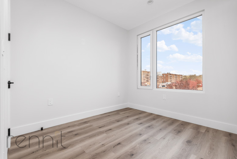 125 Kings Hwy, Apt 5C Image 8