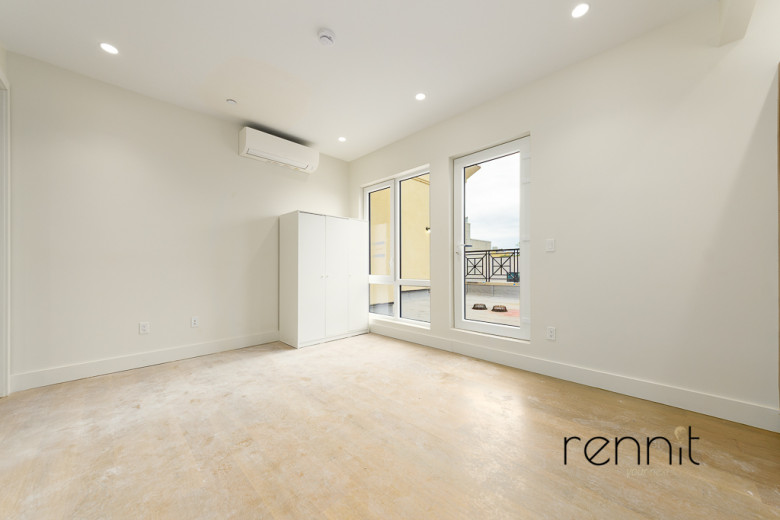 275 20th St, Apt 5G Image 4