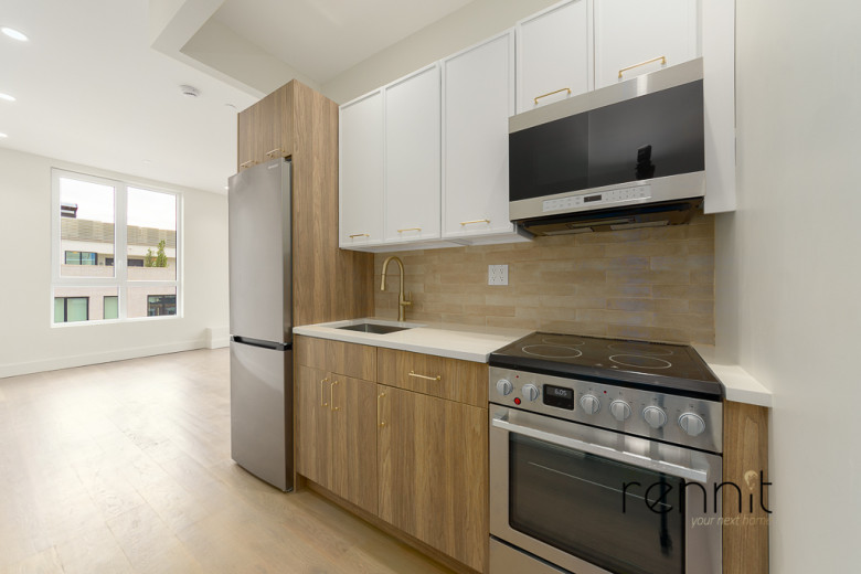 275 20th St, Apt 5E Image 1