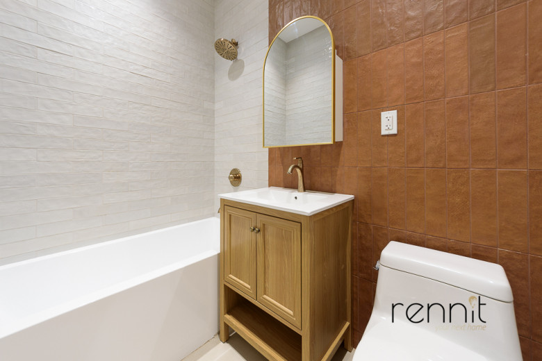 275 20th St, Apt 4K Image 5