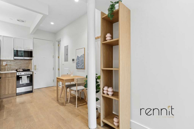 275 20th St, Apt 4G Image 4