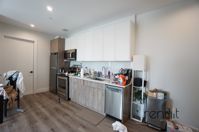 125 Kings Hwy, Apt 6B Image 3