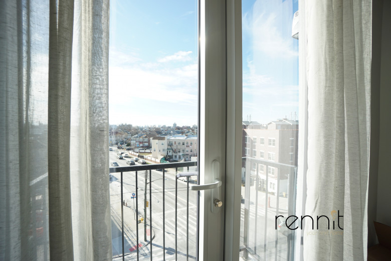 125 Kings Hwy, Apt 6B Image 7