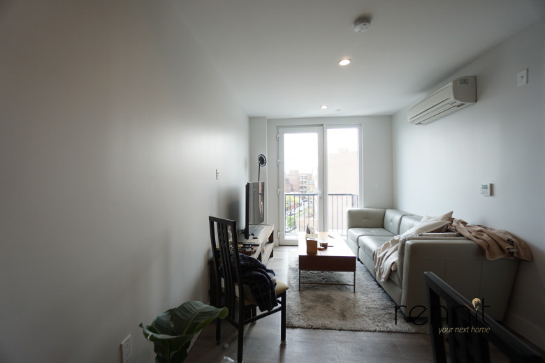 125 Kings Hwy, Apt 6B Image 9