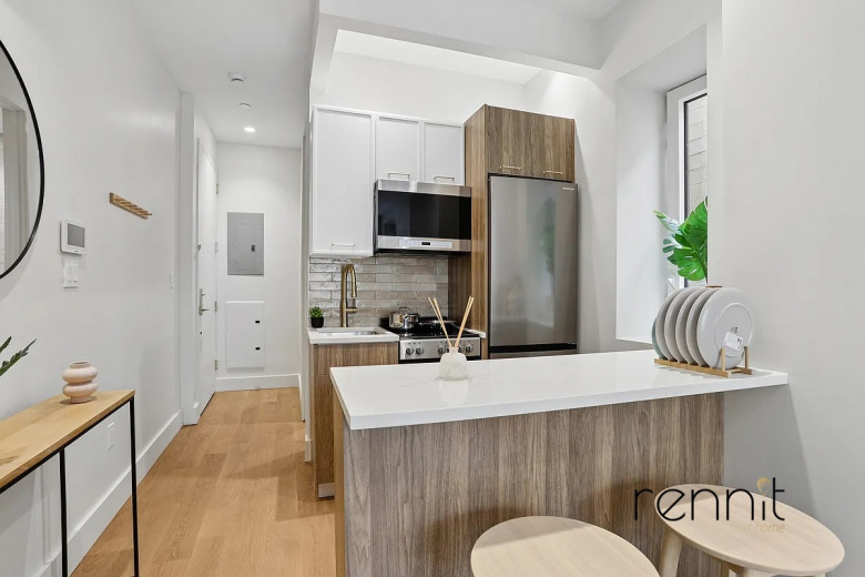 275 20th St, Apt 3i Image 3