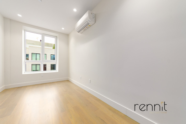 275 20th St, Apt 3K Image 3
