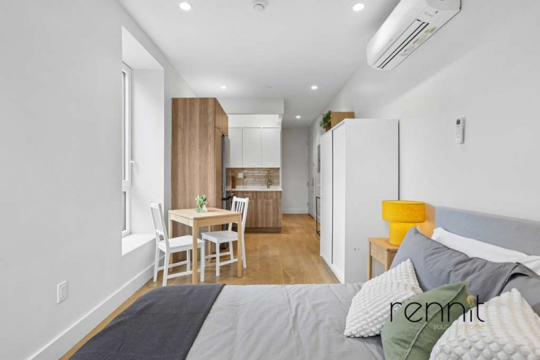 275 20th St, Apt 3D Image 5