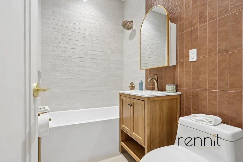 275 20th St, Apt 2F Image 6