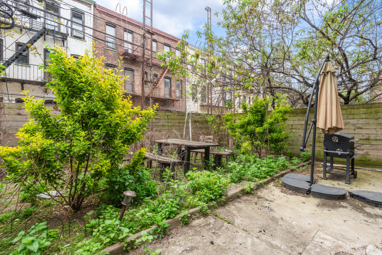 1716 Woodbine St, Apt 3R Image 22