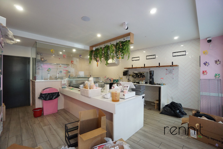 156 Tompkins Ave, Apt Commercial Image 2