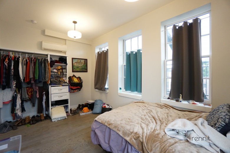 235 Martense St, Apt 3A Image 13