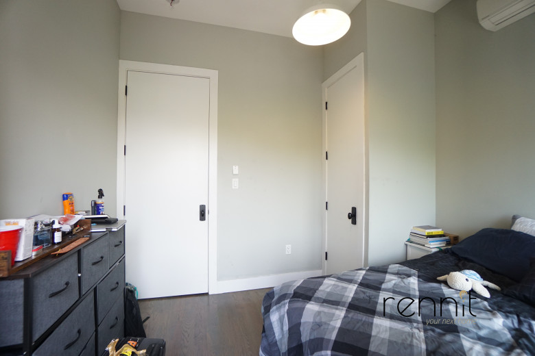 295 Montgomery St, Apt 4F Image 12