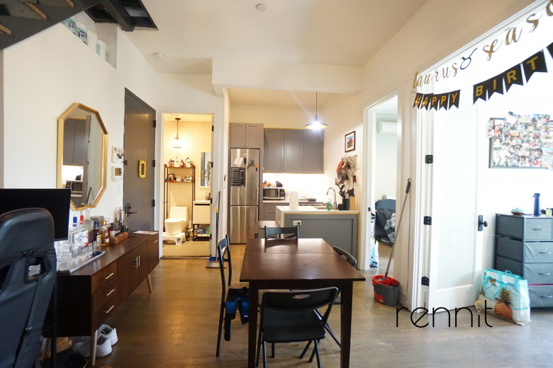 295 Montgomery St, Apt 4F Image 3