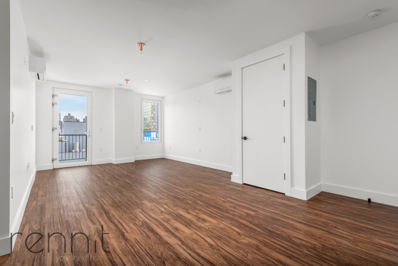 26-30 4th St, Apt 706A Image 1