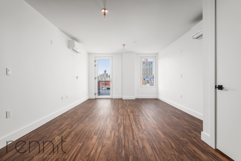 26-30 4th St, Apt 706A Image 2