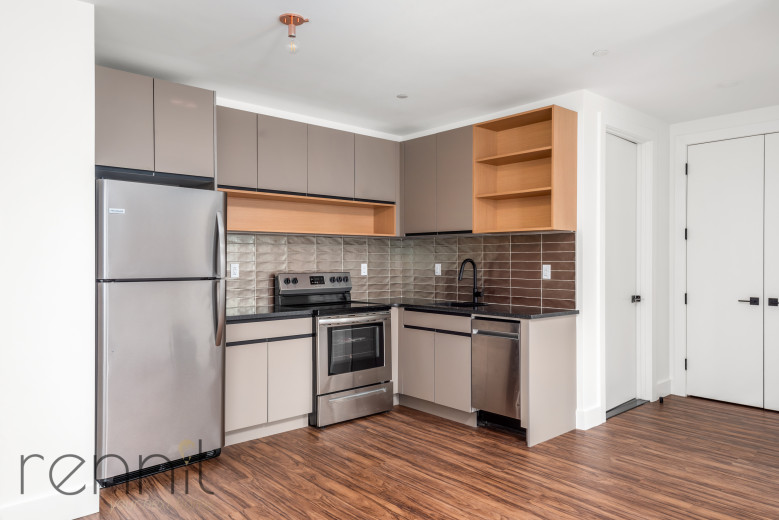 26-30 4th St, Apt 706A Image 6
