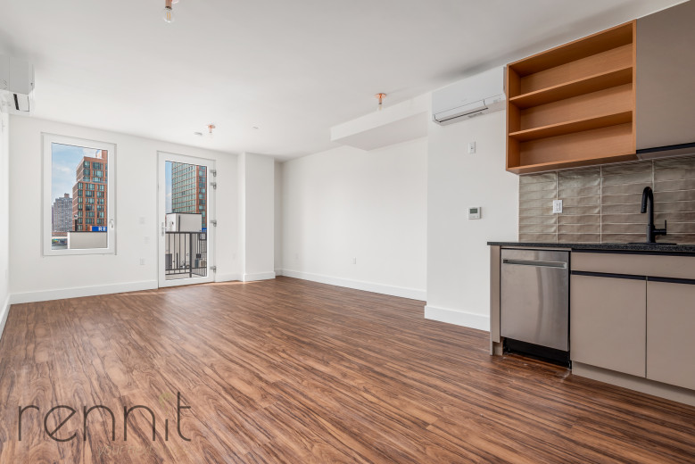 26-30 4th St, Apt 708A Image 1