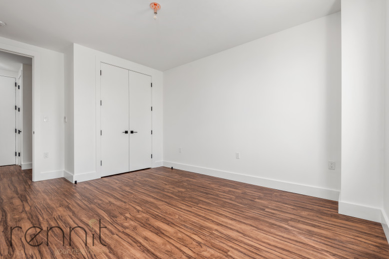 26-30 4th St, Apt 708A Image 8