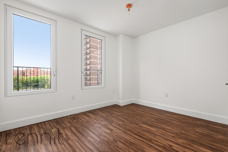 26-30 4th St, Apt 705A Image 6