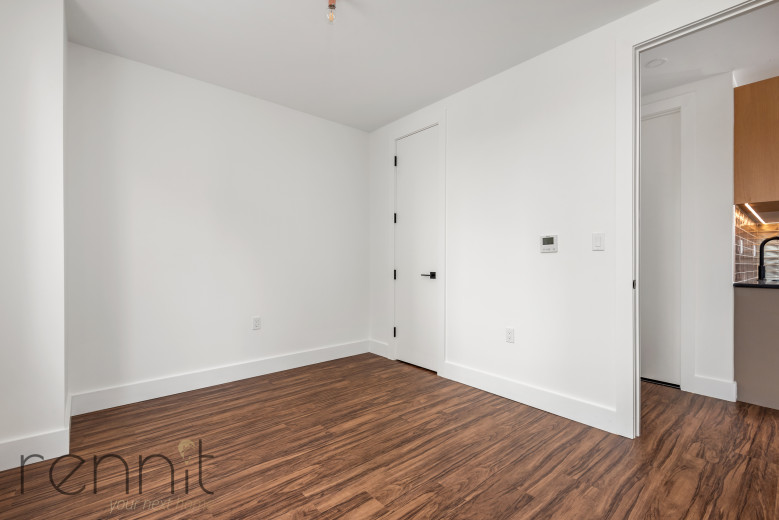 26-30 4th St, Apt 705A Image 7