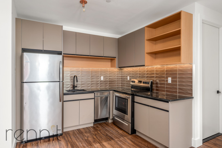 26-30 4th St, Apt 711A Image 4