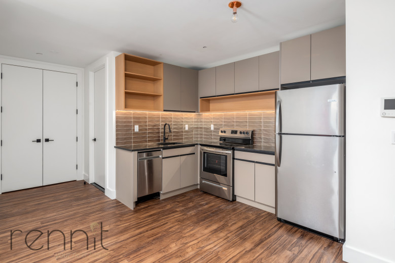 26-30 4th St, Apt 505A Image 4