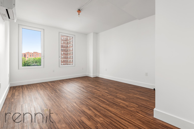 26-30 4th St, Apt 605A Image 6