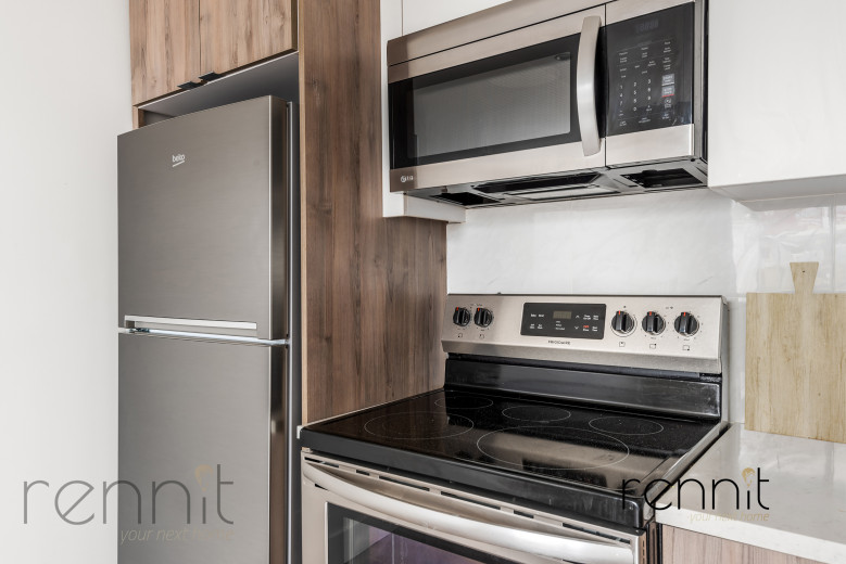 125 Kings Hwy, Apt 1D Image 10