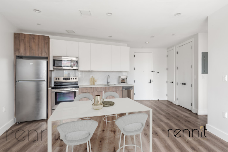 125 Kings Hwy, Apt 1D Image 2