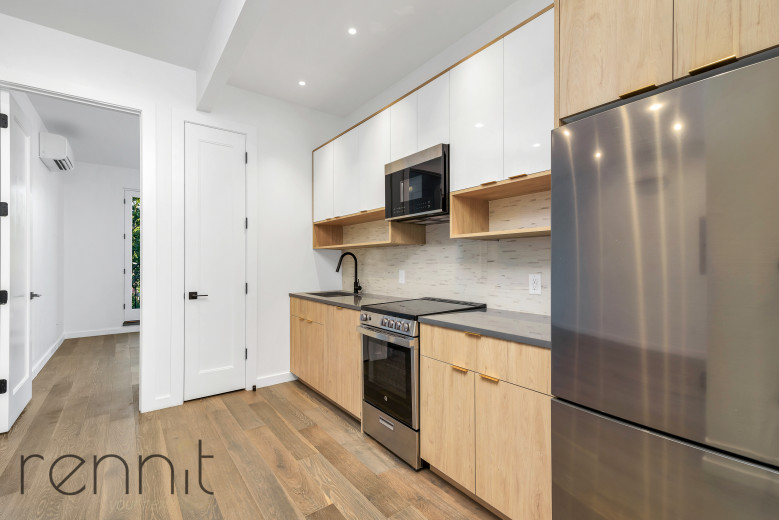 1527 New York Ave, Apt 2F Image 2