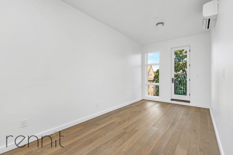 1527 New York Ave, Apt 2F Image 3