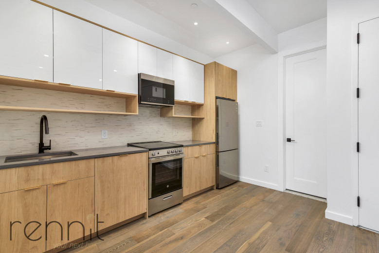 1527 New York Ave, Apt 2F Image 4