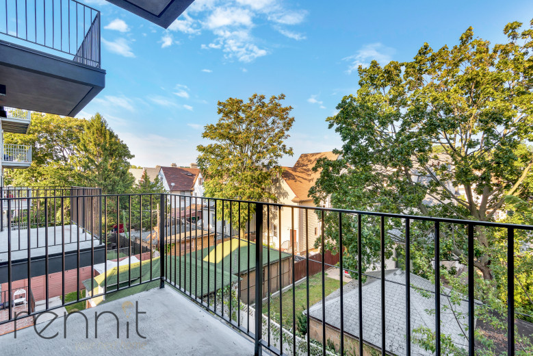 1527 New York Ave, Apt 2F Image 5