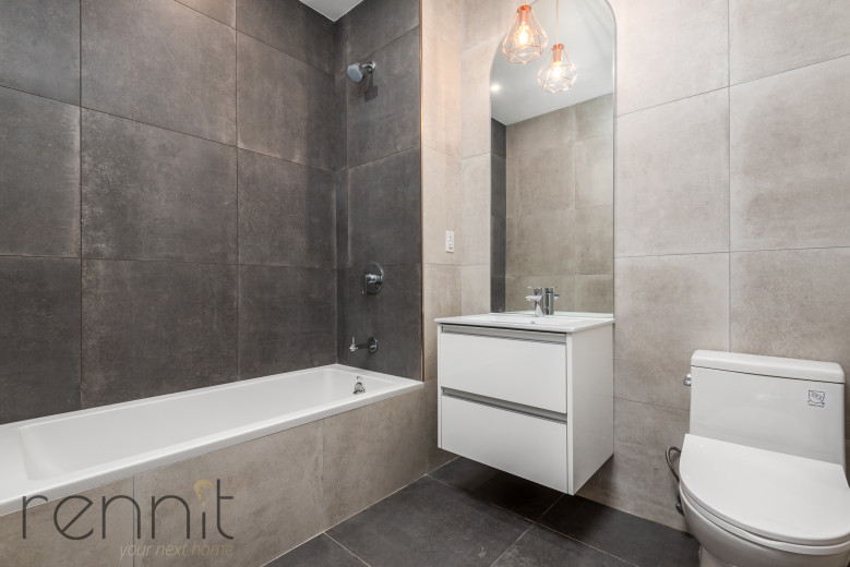 26-25 3rd St, Apt 504B Image 9
