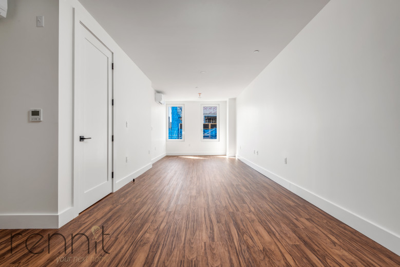 26-25 3rd St, Apt 101B Image 1