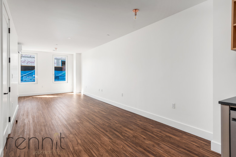 26-25 3rd St, Apt 101B Image 2