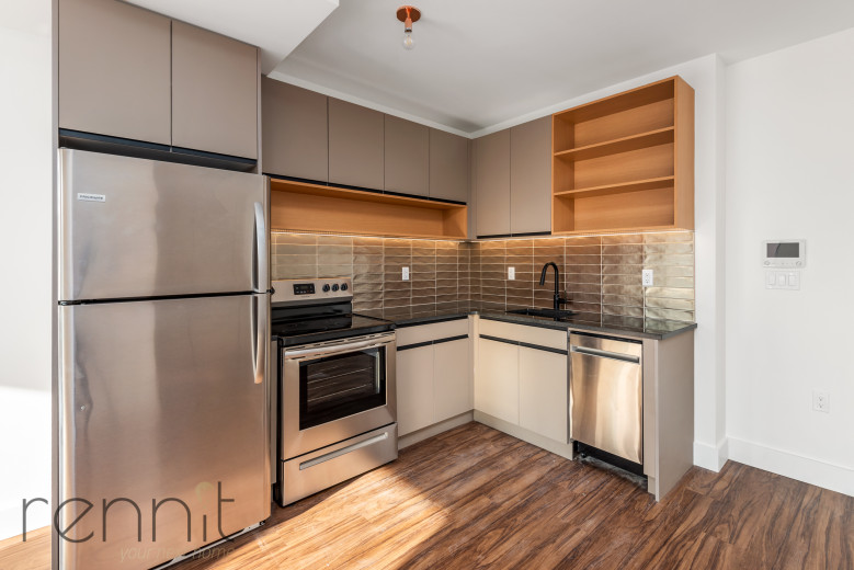 26-25 3rd St, Apt 307B Image 3