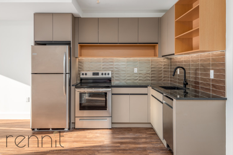 26-25 3rd St, Apt 307B Image 4