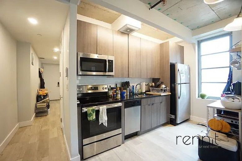 1930 Bedford Ave, Apt 3A Image 2