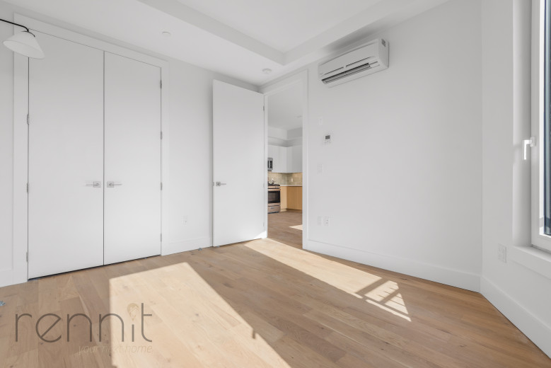 58 Vanderbilt Ave, Apt 3H Image 8