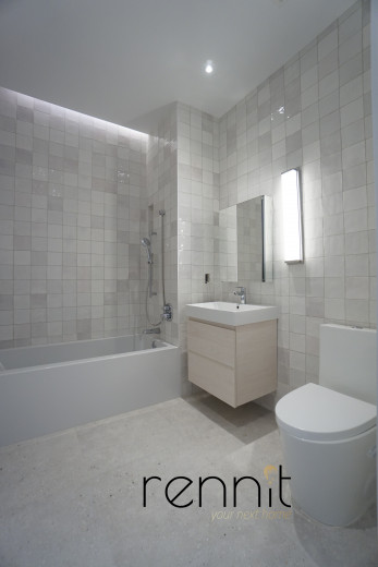 58 Vanderbilt Ave, Apt 4C Image 11