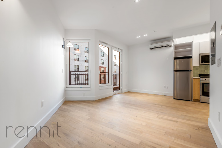 58 Vanderbilt Ave, Apt 4P Image 1