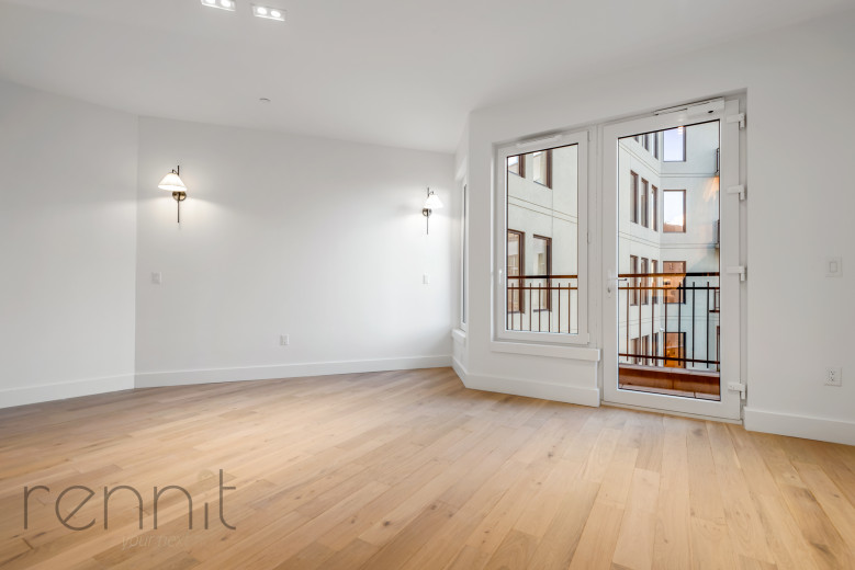 58 Vanderbilt Ave, Apt 4P Image 4