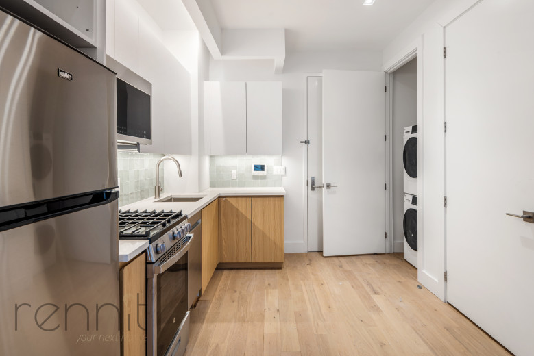 58 Vanderbilt Ave, Apt 4P Image 5