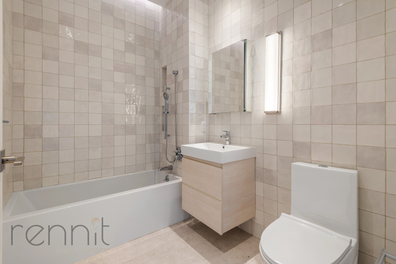 58 Vanderbilt Ave, Apt 4P Image 6