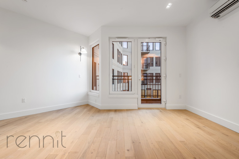 58 Vanderbilt Ave, Apt 4P Image 7