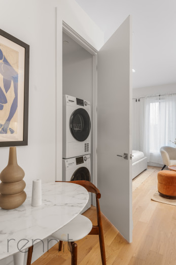 58 Vanderbilt Ave, Apt 4J Image 5