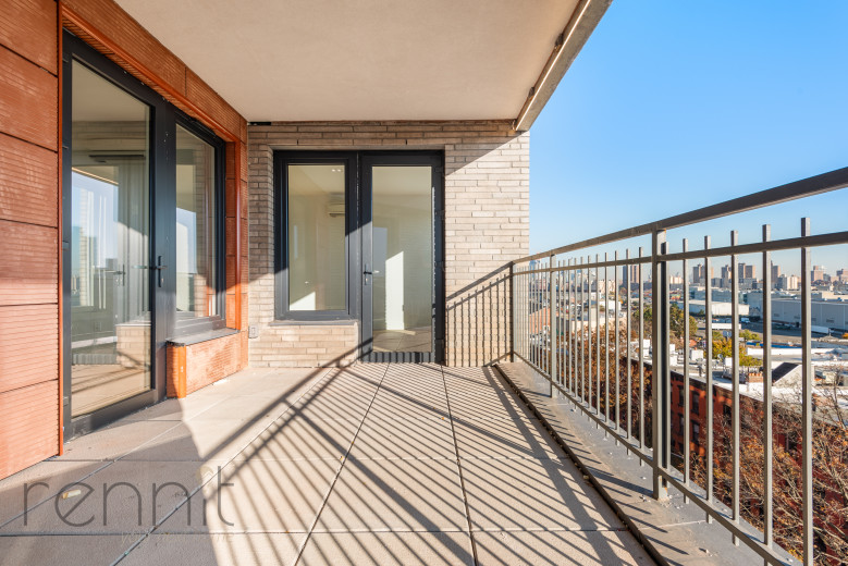 58 Vanderbilt Ave, Apt 6B Image 2