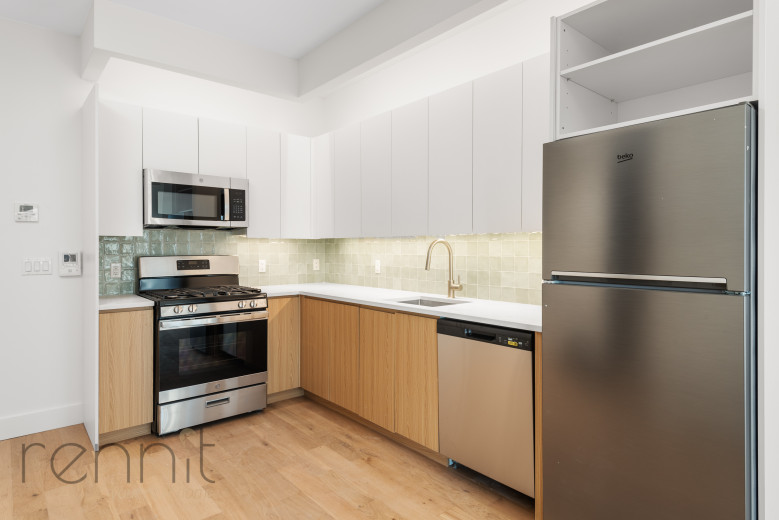 58 Vanderbilt Ave, Apt 6B Image 3