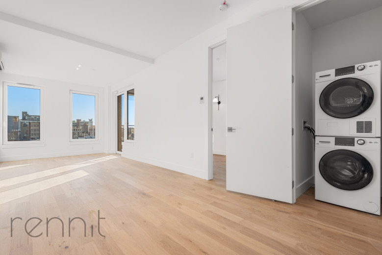 58 Vanderbilt Ave, Apt 6B Image 6